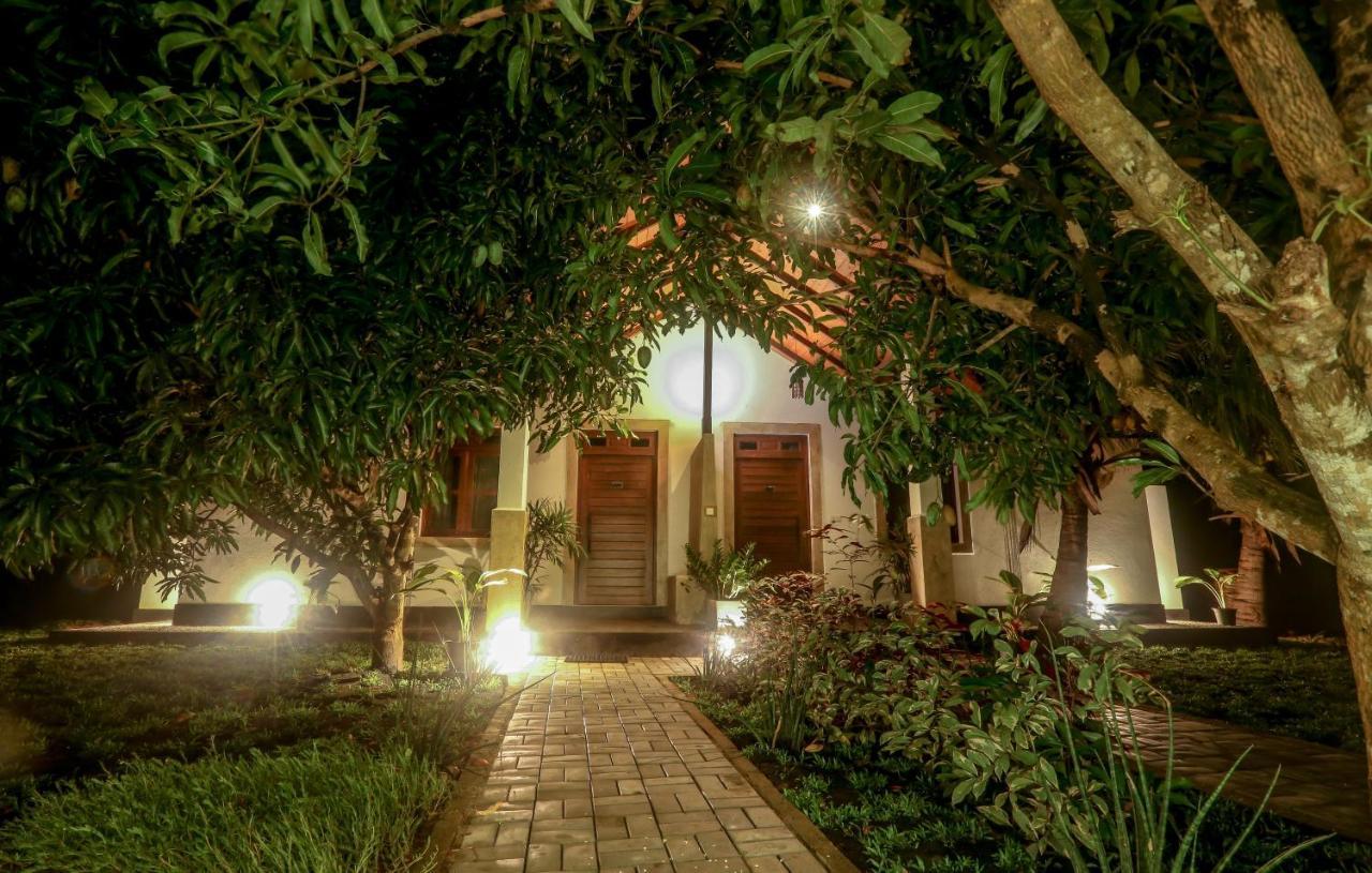 Subaseth Villa Anuradhapura Exterior foto