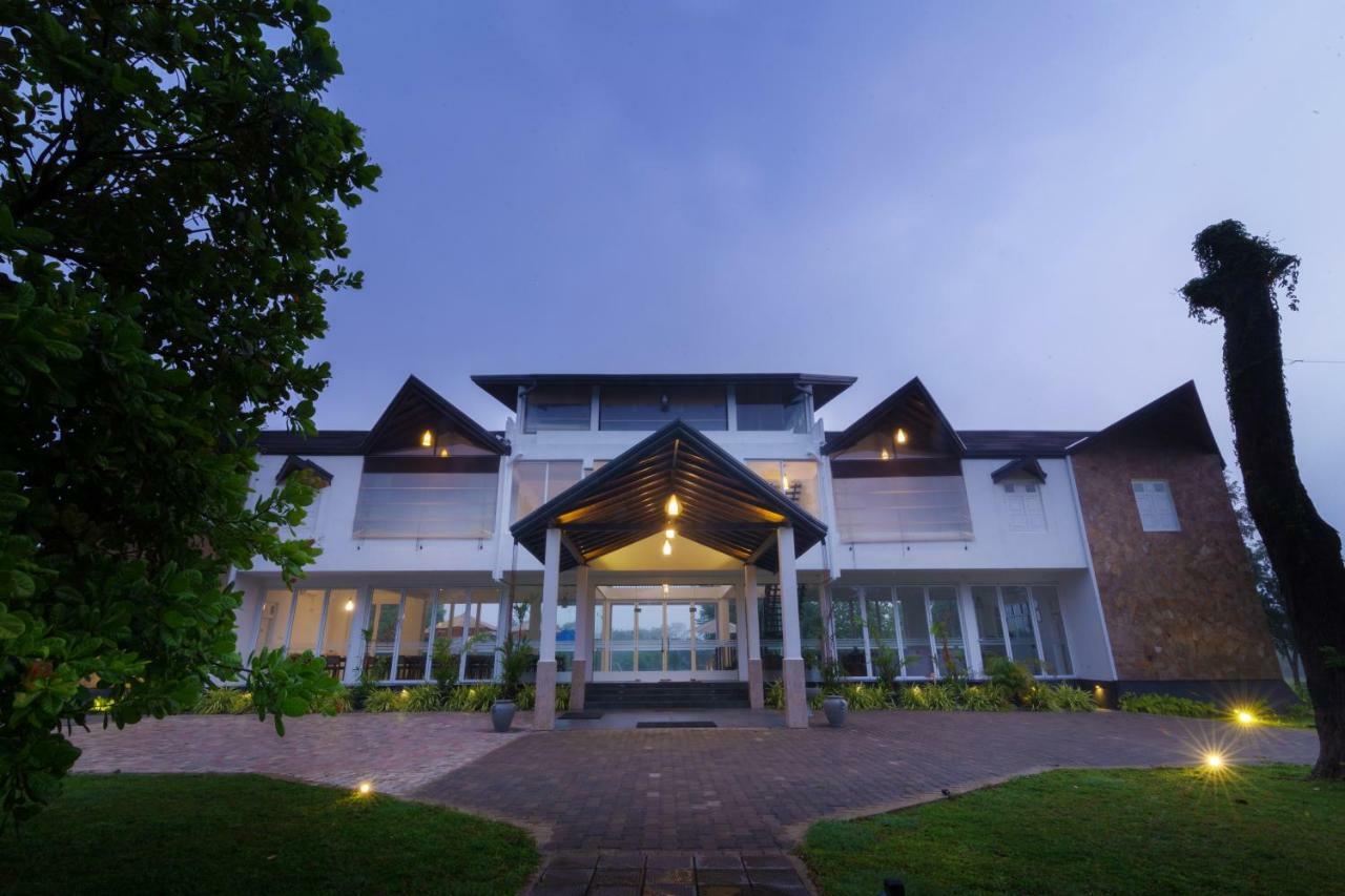 Subaseth Villa Anuradhapura Exterior foto